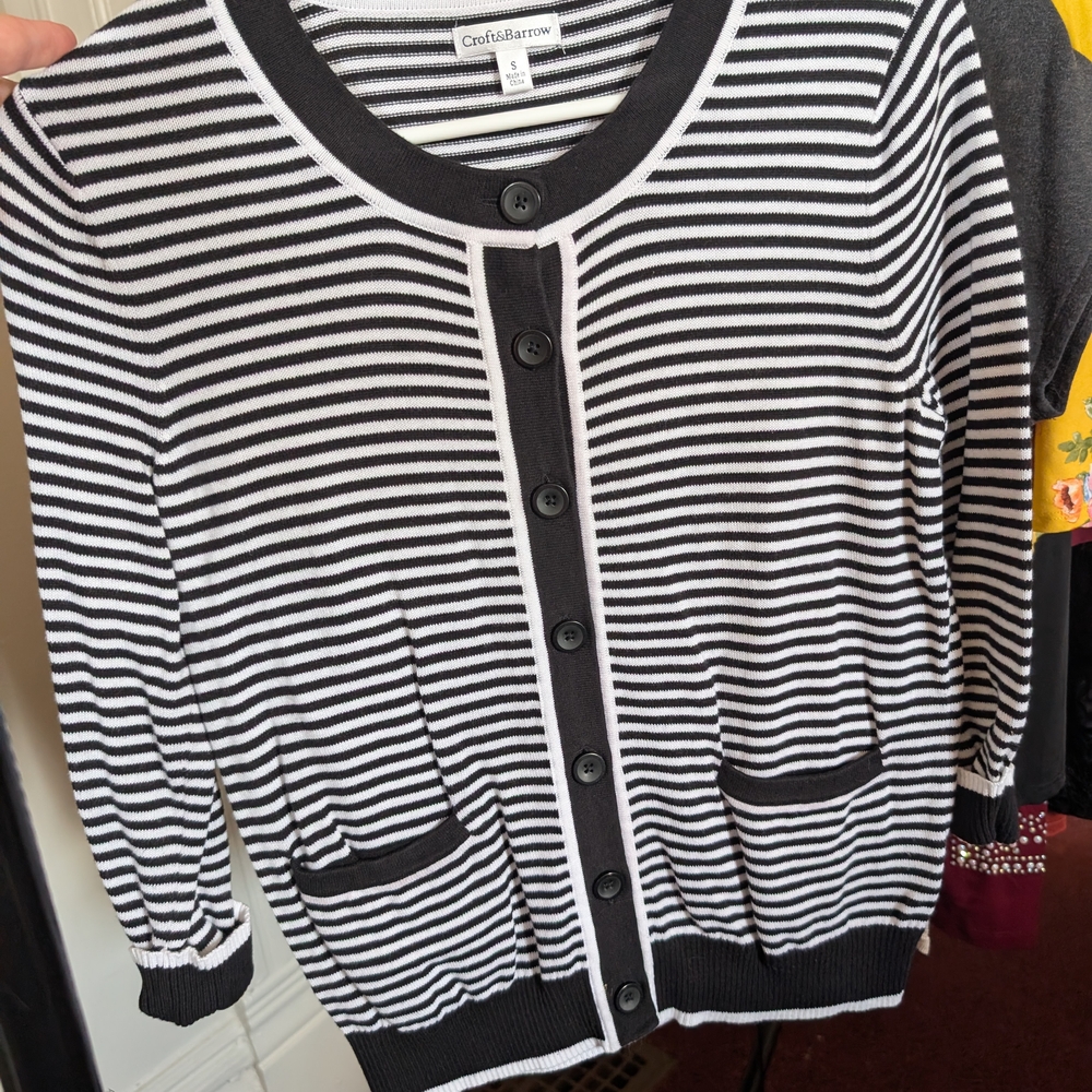 Croft & Barrow Women's Black and White Striped Sweater